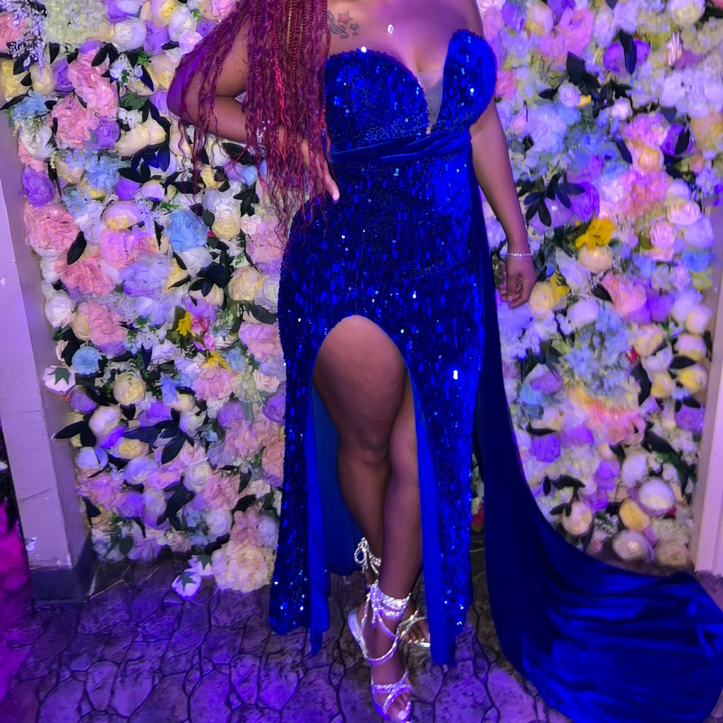 Elegant Blue Sequin Dress